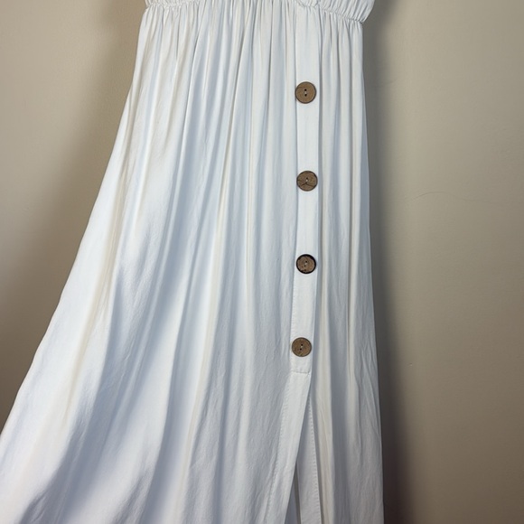 White midi dress with buttons and ruffle sleeves Size 2 - Picture 7 of 8